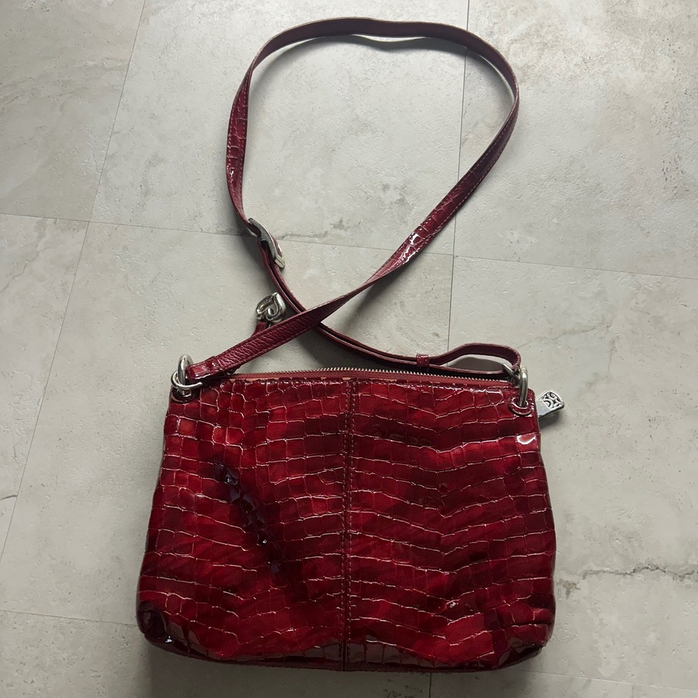 Brighton Crossbody Bag Red Croc Embossed Patent Leather Y2K Heart Charm Small - Picture 4 of 10